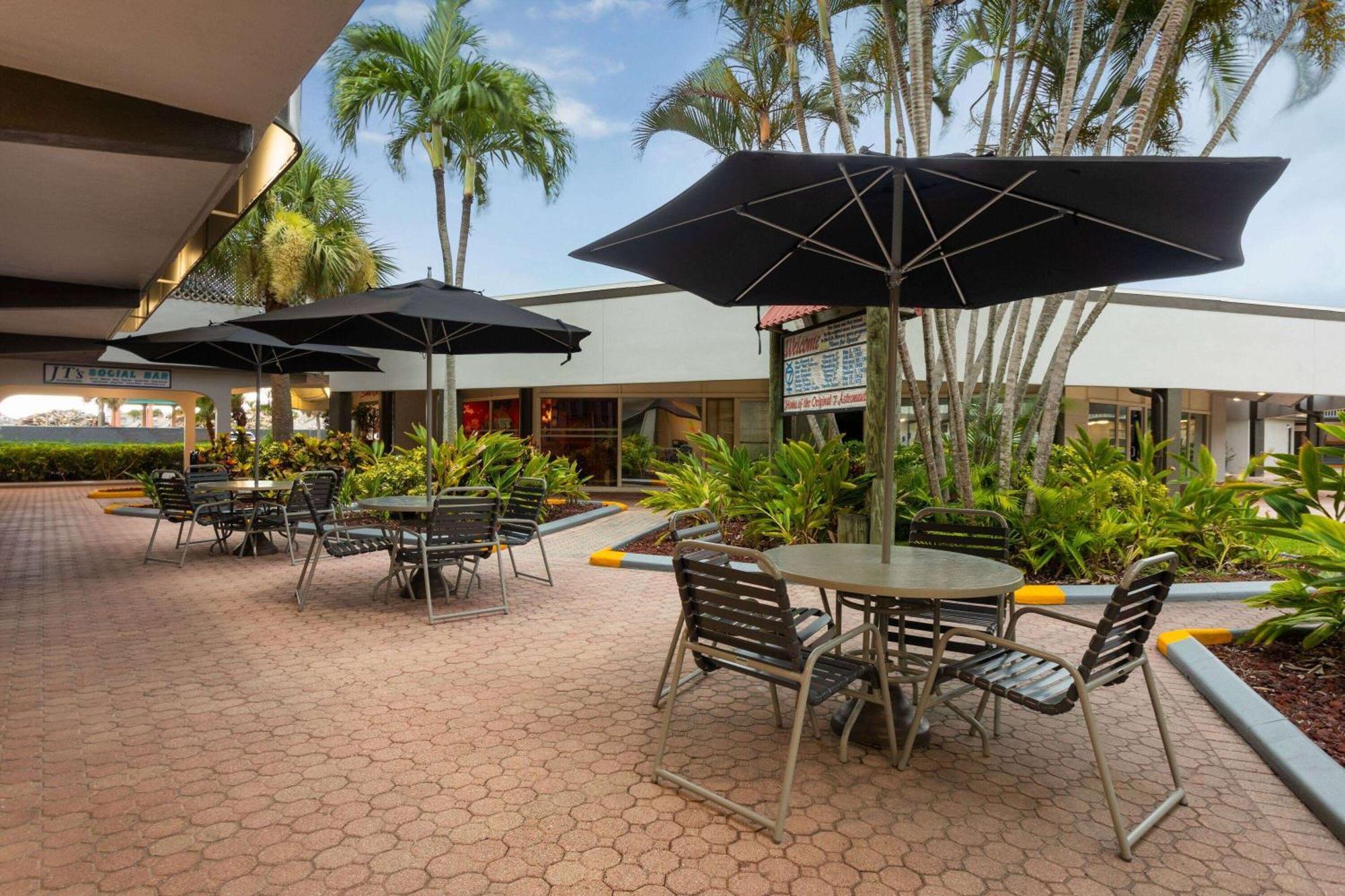 La Quinta Inn By Wyndham Cocoa Beach-Port Canaveral Eksteriør bilde