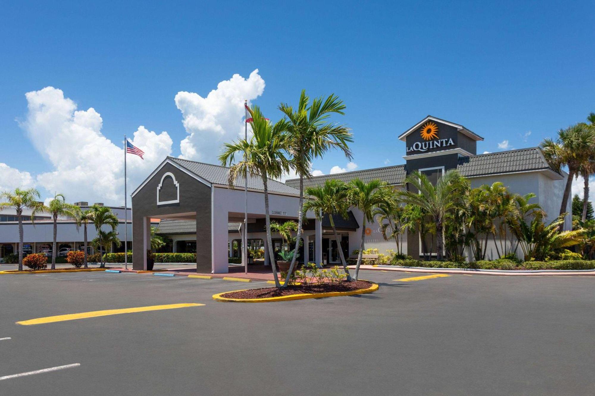 La Quinta Inn By Wyndham Cocoa Beach-Port Canaveral Eksteriør bilde
