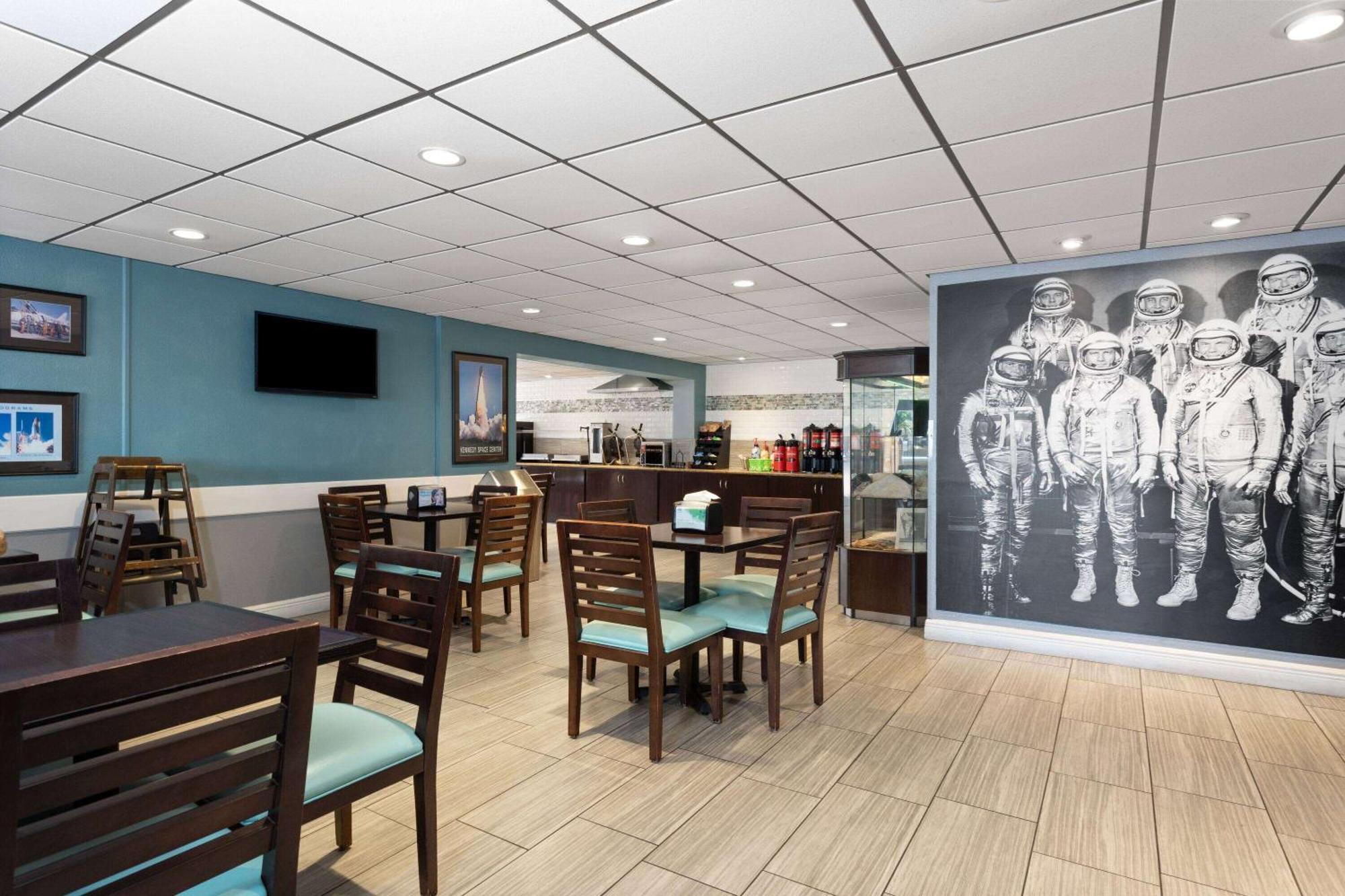 La Quinta Inn By Wyndham Cocoa Beach-Port Canaveral Eksteriør bilde